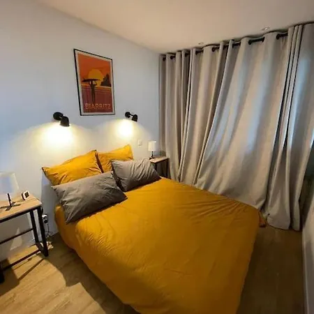 Joli Avec Jardin A 400m De La Apartamento Anglet